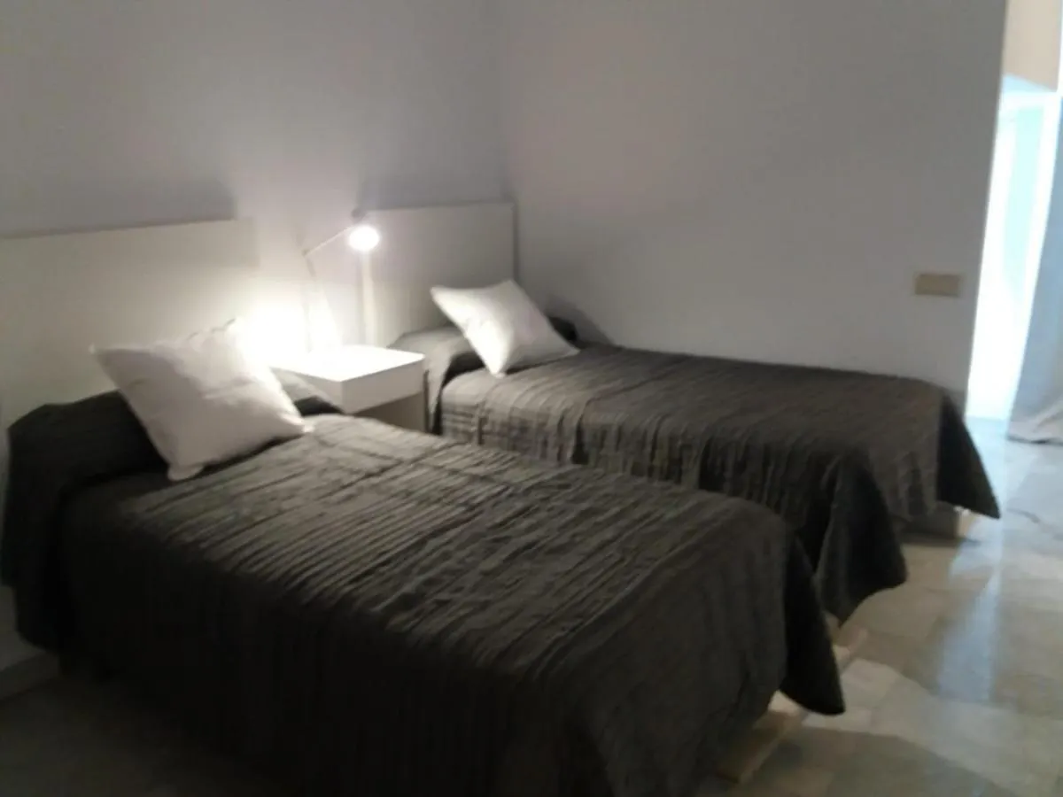 Marbella House Apartamento Duplex Daire